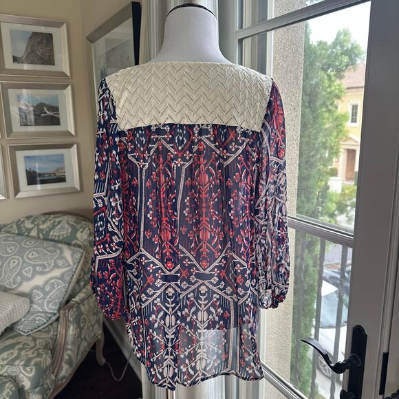 Bohemian Style Tunic Top Loose Flowy 100% Silk Embroidered Crocheted Yoke Size S - Picture 3 of 8